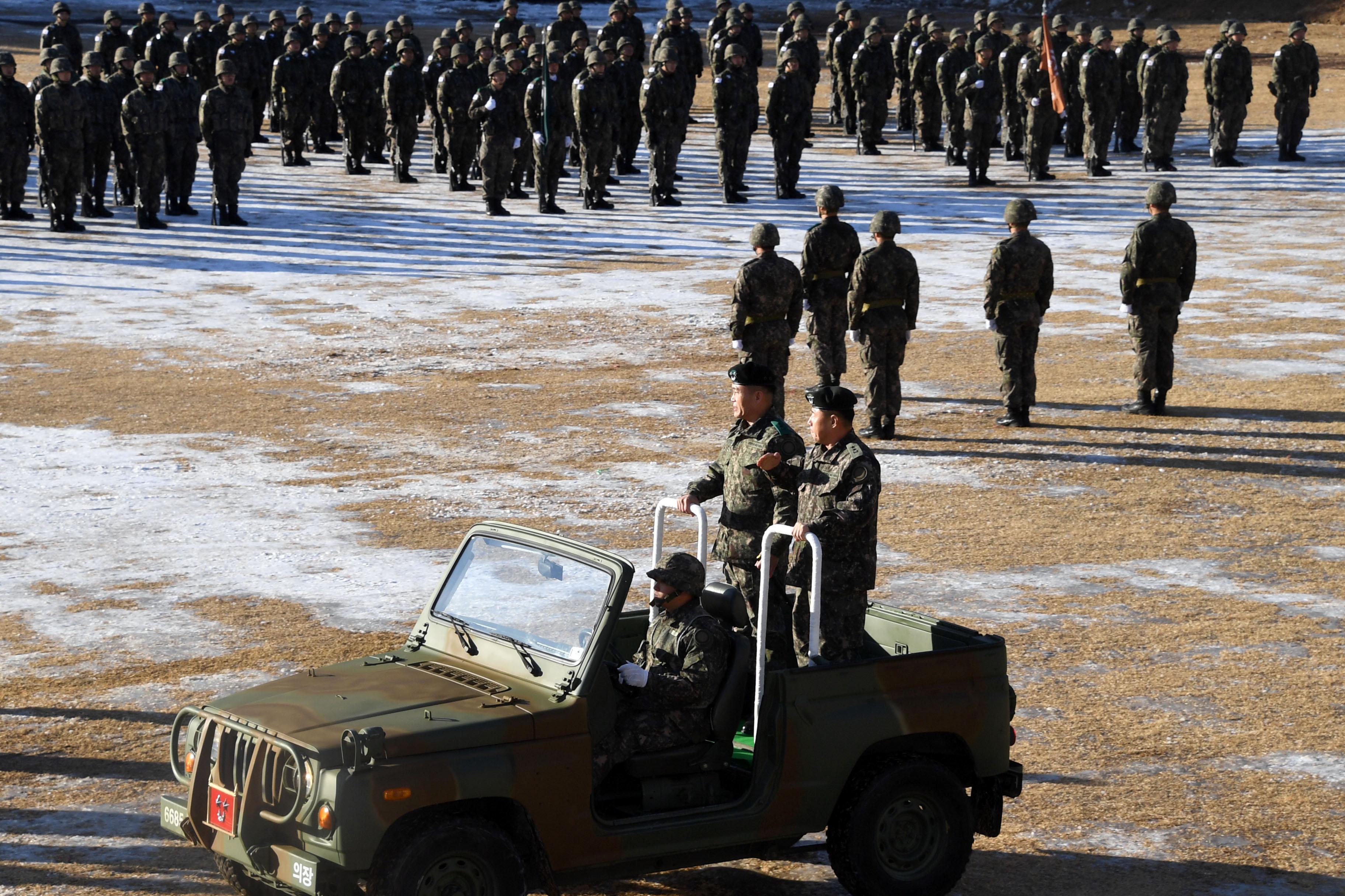 육군 제15보병사단장 이취임식 의 사진