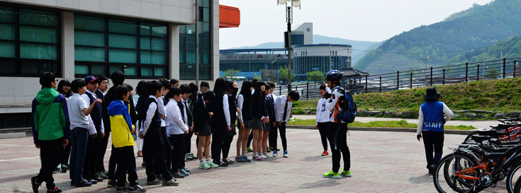 화천청소년수련관 후문 주차장 사진3