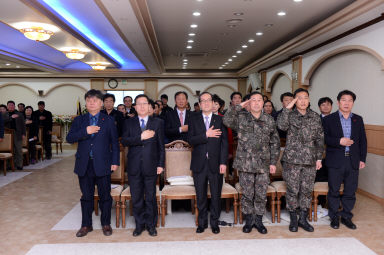 2015 화천군재향군인회장 이.취임식 의 사진