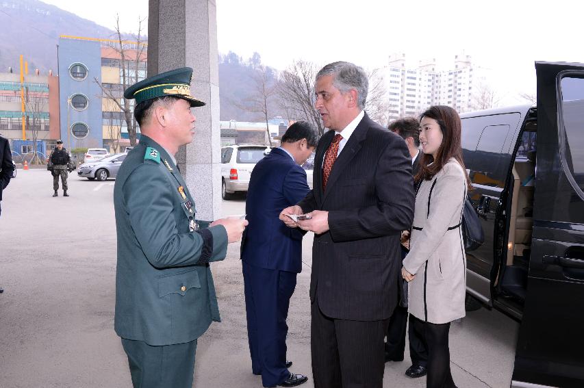 2015 산양지구 콜롬비아 전적비 참배행사 의 사진