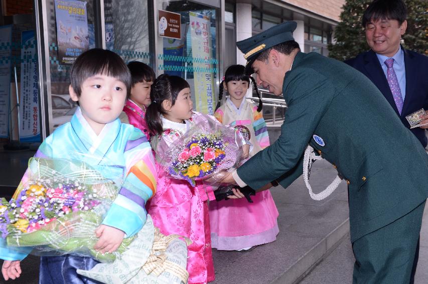 2015 산양지구 콜롬비아 전적비 참배행사 의 사진