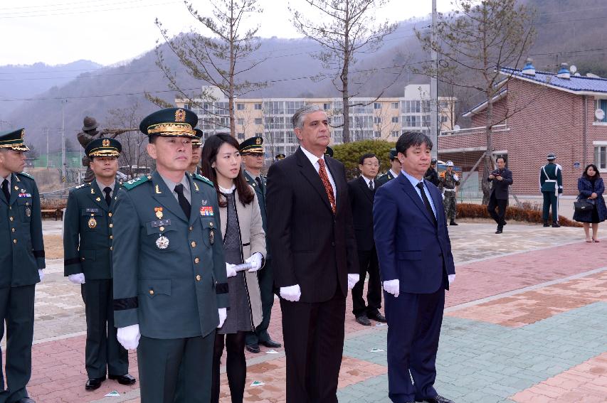 2015 산양지구 콜롬비아 전적비 참배행사 의 사진