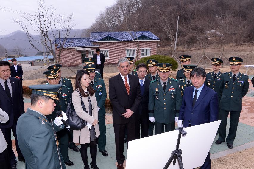 2015 산양지구 콜롬비아 전적비 참배행사 의 사진