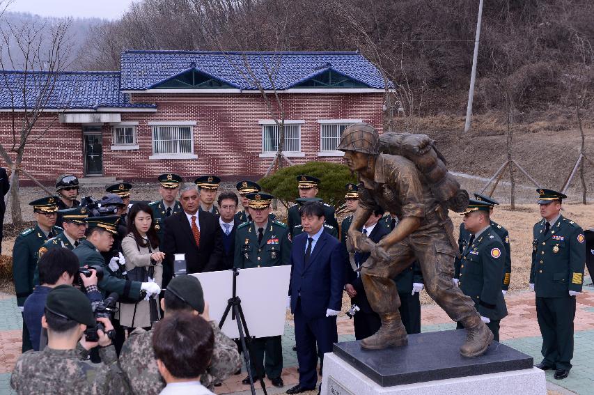 2015 산양지구 콜롬비아 전적비 참배행사 의 사진