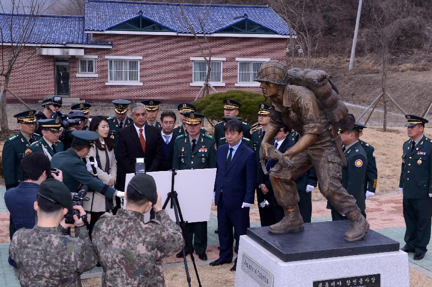 2015 산양지구 콜롬비아 전적비 참배행사 의 사진