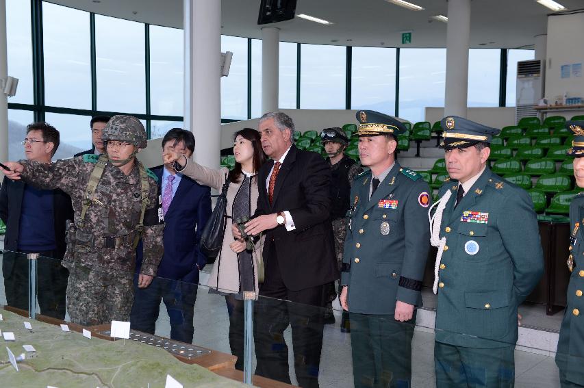 2015 산양지구 콜롬비아 전적비 참배행사 의 사진