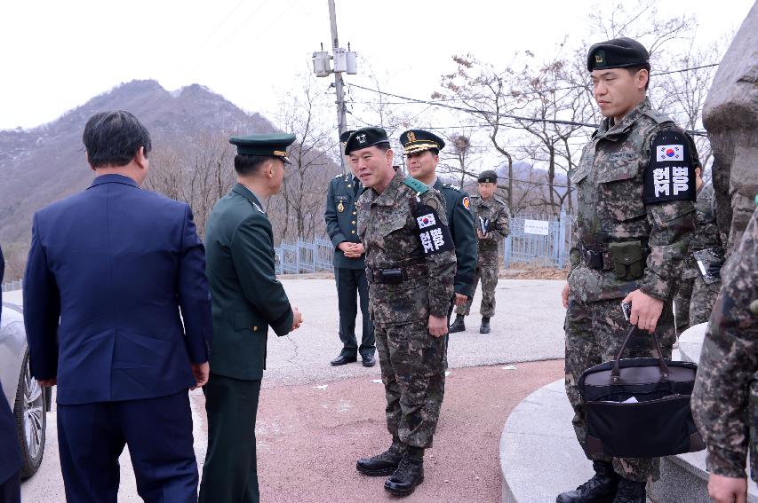 2015 산양지구 콜롬비아 전적비 참배행사 의 사진