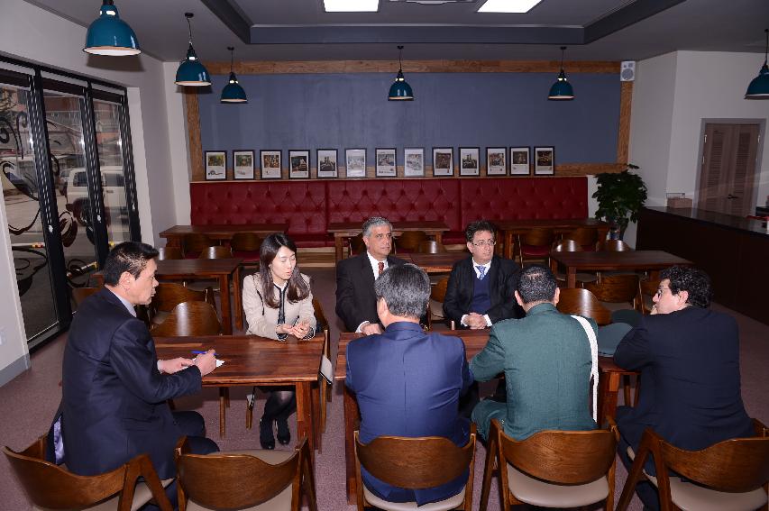 2015 산양지구 콜롬비아 전적비 참배행사 의 사진