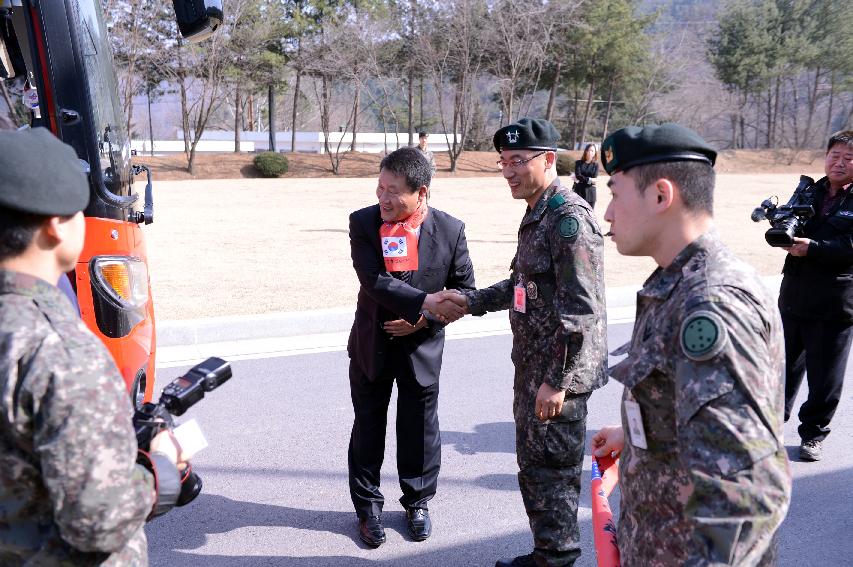 2015 육군제7보병사단·국민체육진흥공단 여자축구단 업무 협약식 의 사진