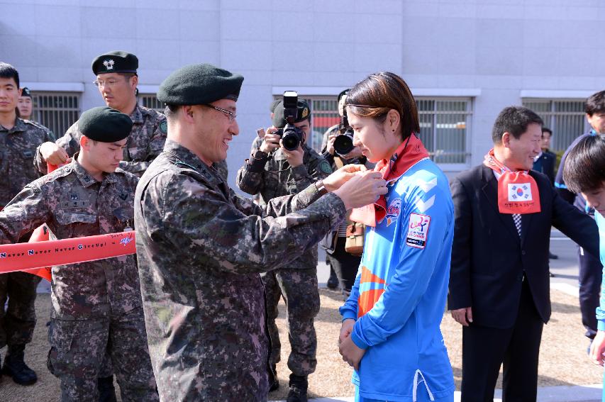 2015 육군제7보병사단·국민체육진흥공단 여자축구단 업무 협약식 의 사진