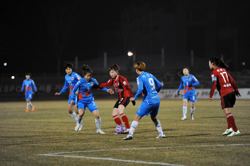 2015 WK-리그 화천KSPO vs 수원시청 의 사진