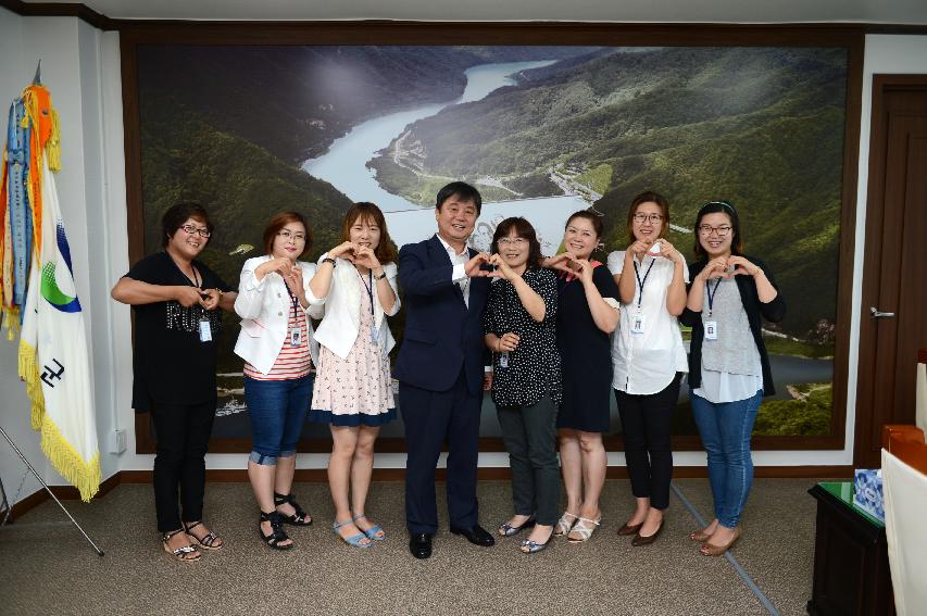 2015 화천관내 학부모 기자단 군수님과의 간담회 의 사진