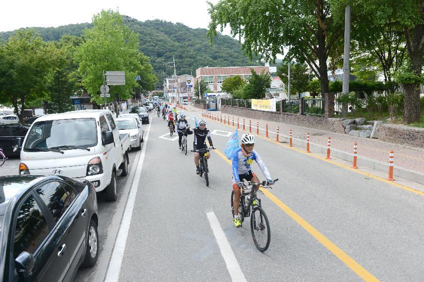 2015 국가안보 및 평화통일을 위한 DMZ 자전거 대행진 의 사진