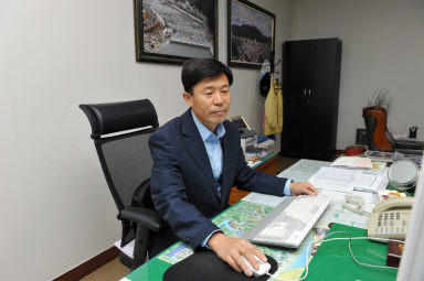 2015 김길수 부군수님 집무실 전경 의 사진