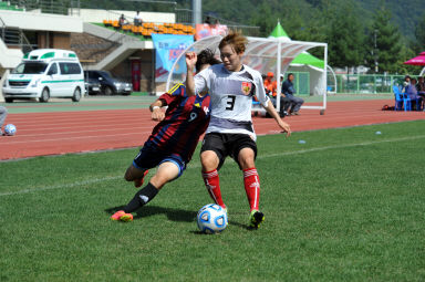 2015 추계한국 여자축구연맹전 의 사진