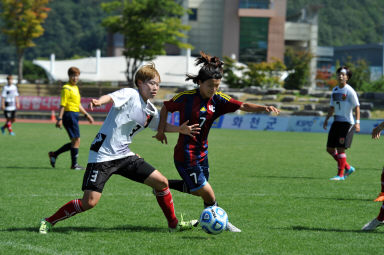 2015 추계한국 여자축구연맹전 의 사진