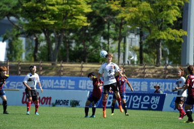 2015 추계한국 여자축구연맹전 의 사진