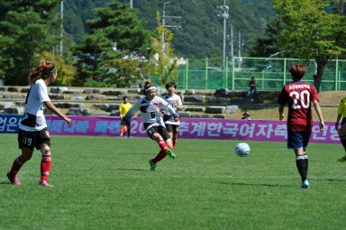 2015 추계한국 여자축구연맹전 의 사진