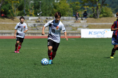 2015 추계한국 여자축구연맹전 의 사진