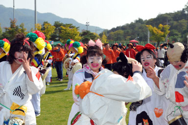 2015 제31회 용화축전 개회식 의 사진