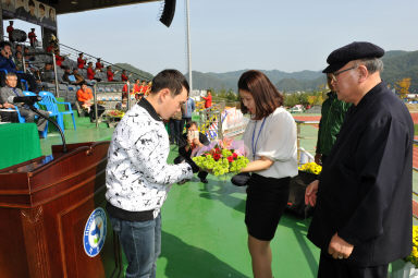 2015 제31회 용화축전 개회식 의 사진