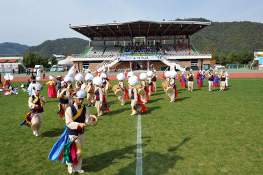 2015 제31회 용화축전 개회식 의 사진