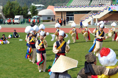 2015 제31회 용화축전 개회식 의 사진