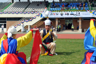 2015 제31회 용화축전 개회식 의 사진