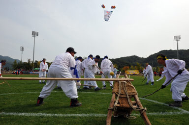 2015 제31회 용화축전 개회식 의 사진