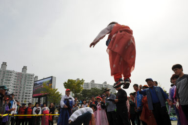 2015 제31회 용화축전 개회식 의 사진