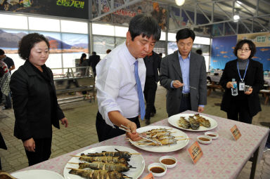 2015 햅쌀 및 산천어구이 시식회 의 사진