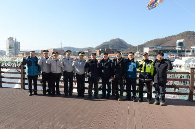 2016 이충구 강원도지방경찰청장 화천산천어축제장 시찰  의 사진