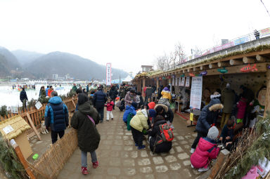 2016 화천산천어축제장 전경 사진