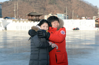 2016 화천산천어축제장으로 신혼여행 의 사진