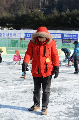 2016 화천산천어축제장으로 신혼여행 의 사진