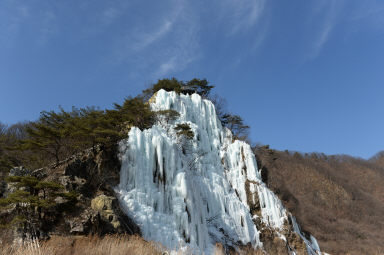 2016 간동면 구만리 딴산 인공빙벽 전경 의 사진