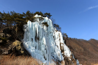 2016 간동면 구만리 딴산 인공빙벽 전경 의 사진