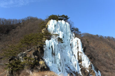 2016 간동면 구만리 딴산 인공빙벽 전경 의 사진