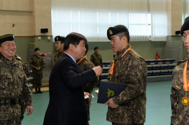 2016 육군 제15보병사단 신병수료식 의 사진