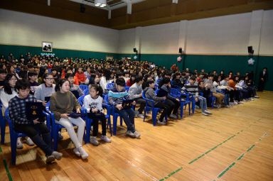 2016 화천초등학교 졸업식 의 사진