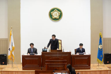 2016 제223회 화천군의회(임시회) 제1차 본회의 의 사진