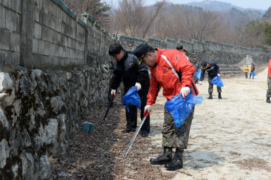 2016 육군제15보병사단 민관군 환경정화활동 의 사진