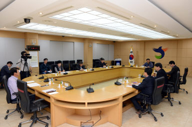 2016 화천군인재육성재단 발기인 총회 의 사진