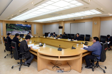 2016 화천군인재육성재단 발기인 총회 의 사진