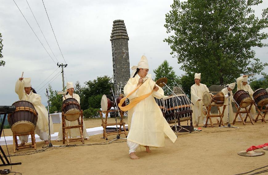 추모공연 의 사진