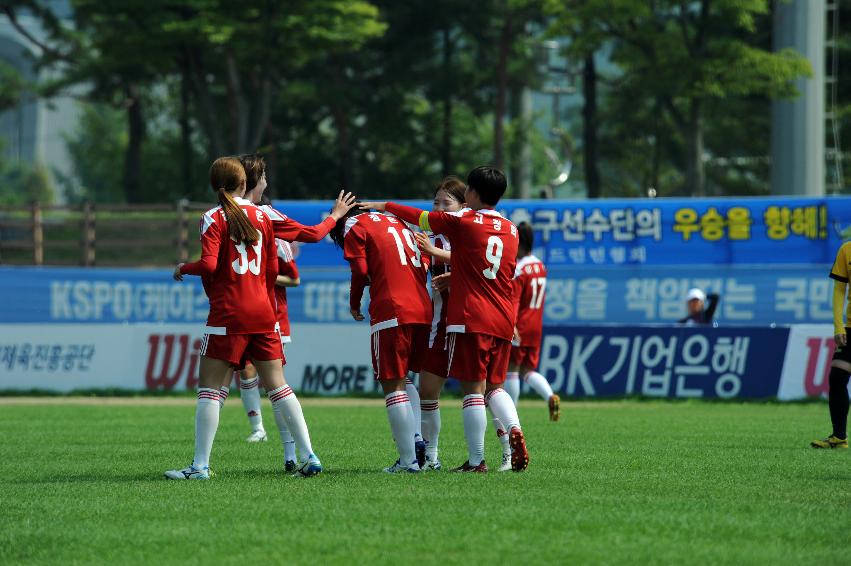 2016 추계 한국여자축구연맹전 의 사진