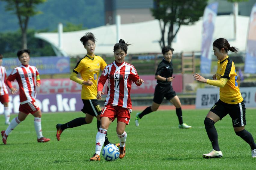 2016 추계 한국여자축구연맹전 의 사진