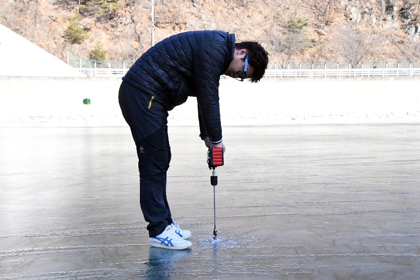 2017 화천산천어축제 수상낚시 시연 및 얼음 수중 점검 의 사진