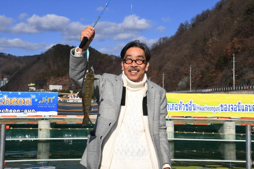 2017 화천산천어축제 수상낚시 시연 및 얼음 수중 점검 의 사진