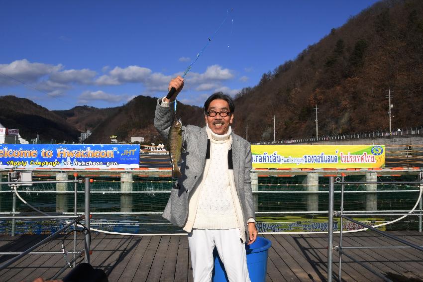 2017 화천산천어축제 수상낚시 시연 및 얼음 수중 점검 의 사진